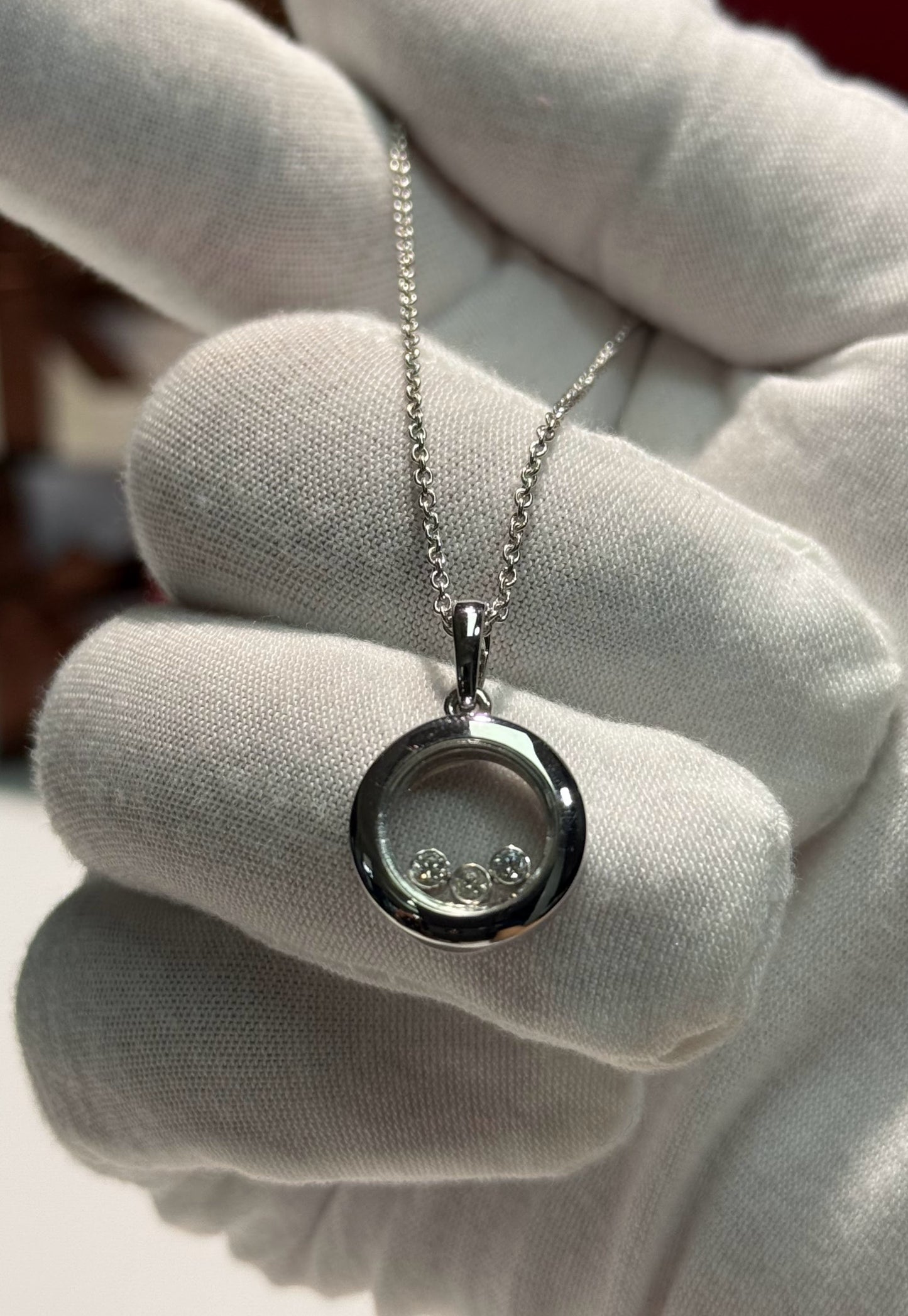 Glass Case Diamond Pendant 14k White Gold Necklace