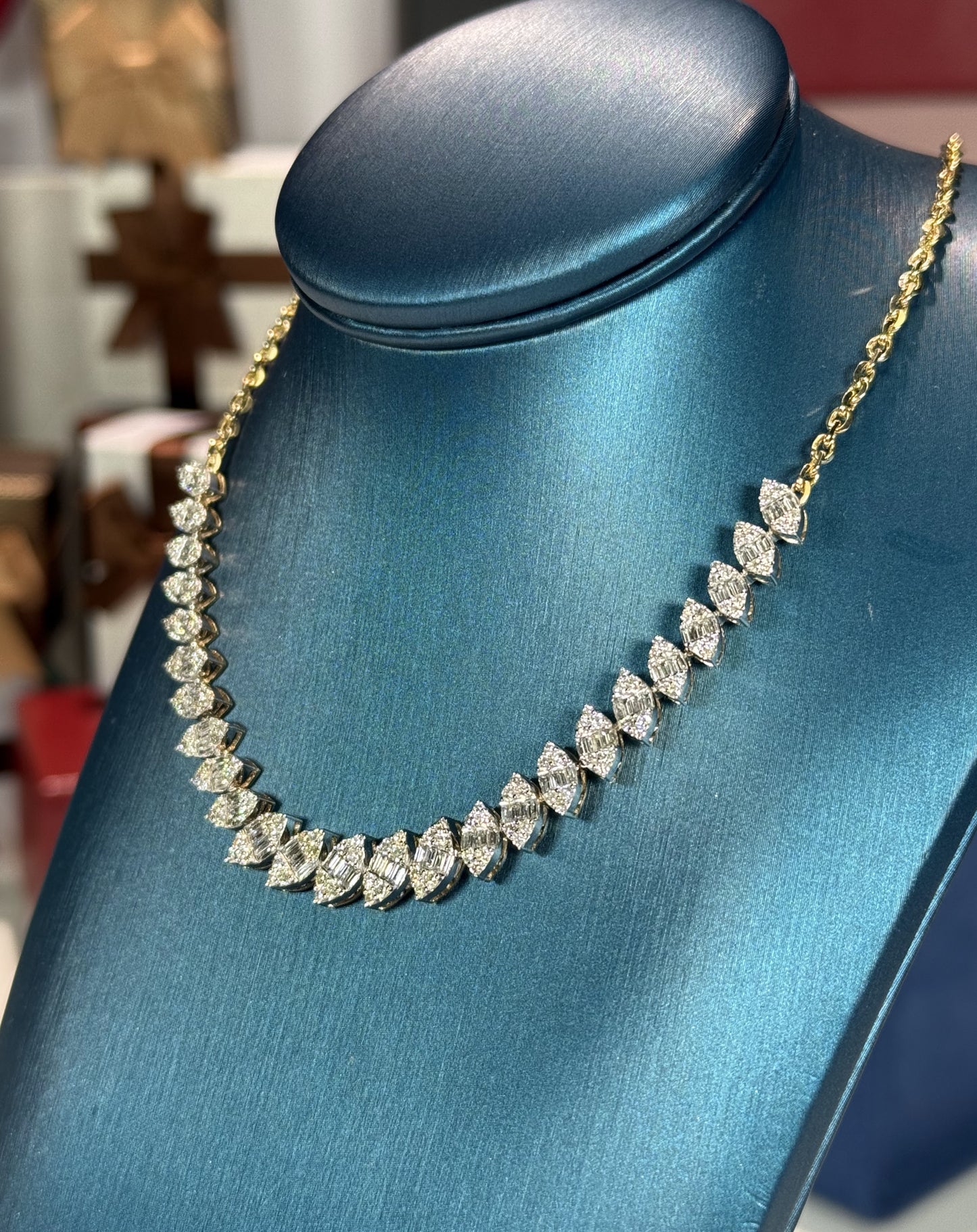 Marquise Design 14k Yellow Gold Diamond Necklace