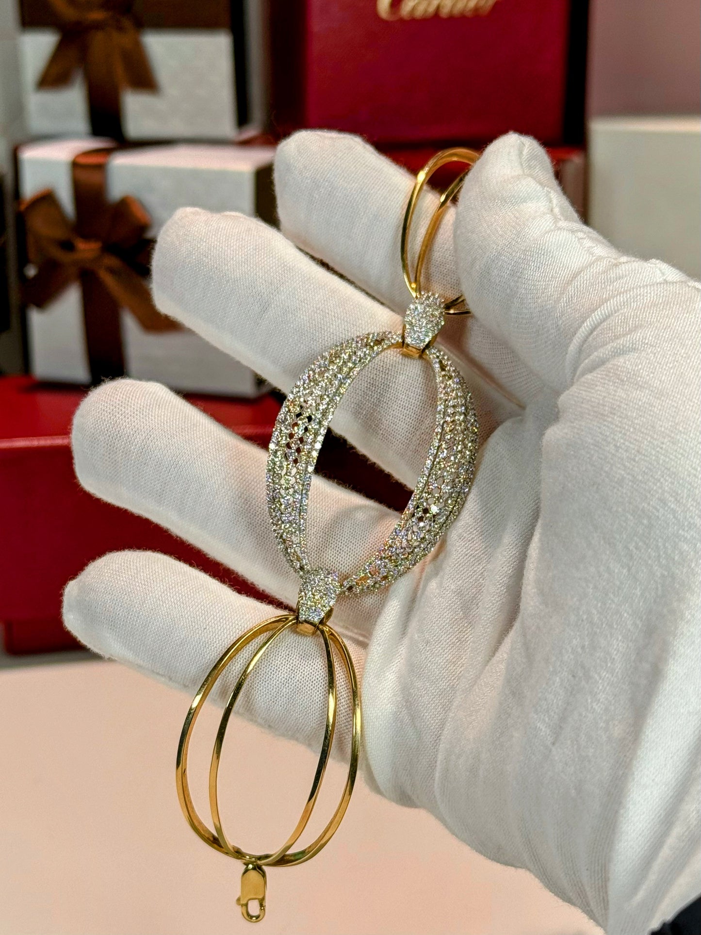 Eye Design 14k Yellow Gold Diamond Bracelet