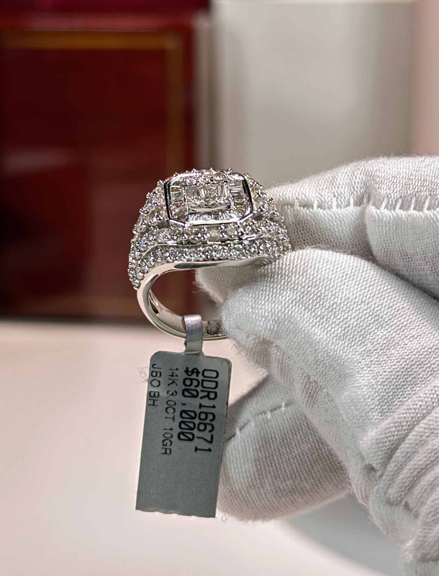 Eye Design 14k White Gold Diamond Ring