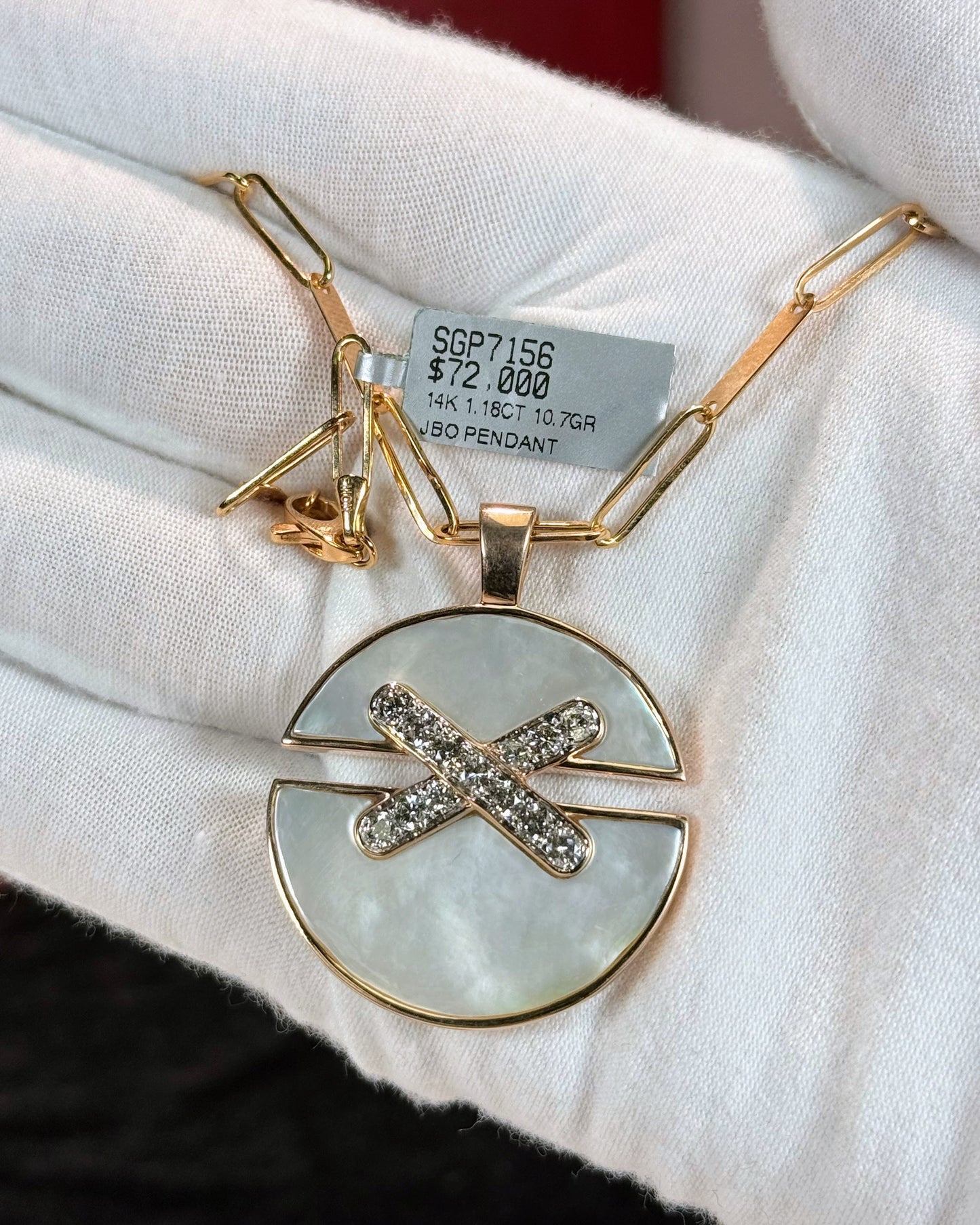 Mother of Pearl Round Purse Design 14k Yellow Gold Pendant Necklace