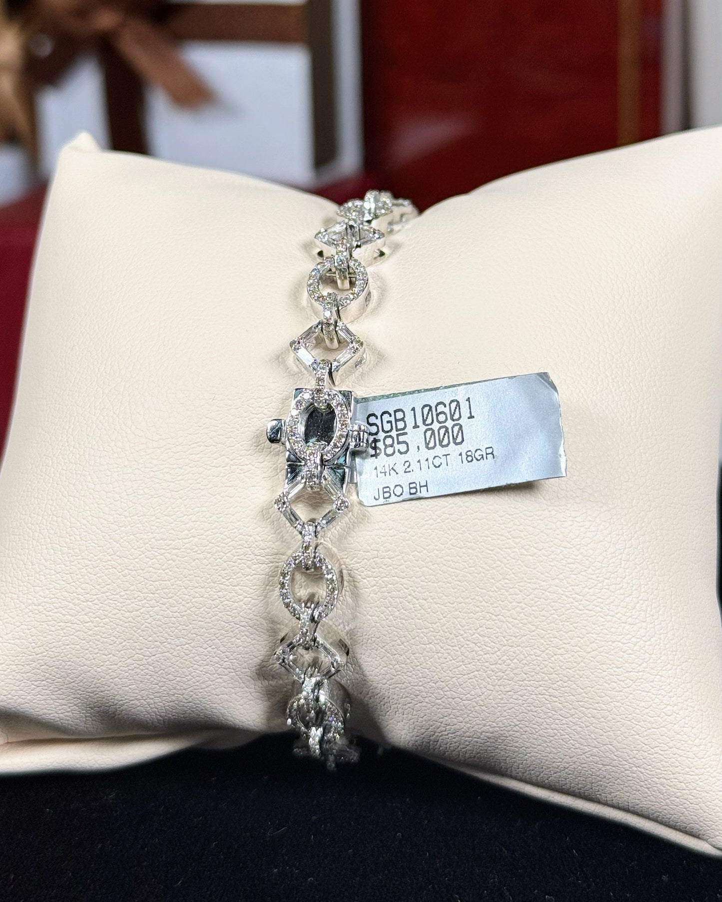 14k White Gold Oval and Square Link Diamond Bracelet