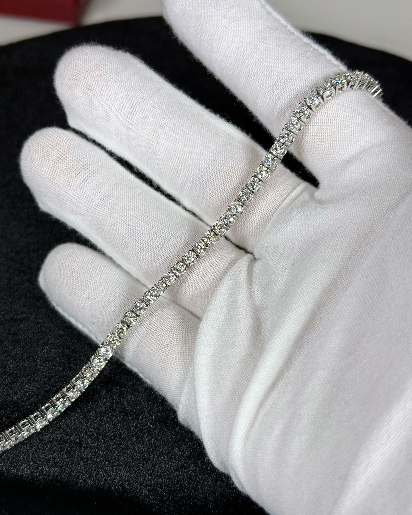 14k White Gold Diamond Tennis Bracelet