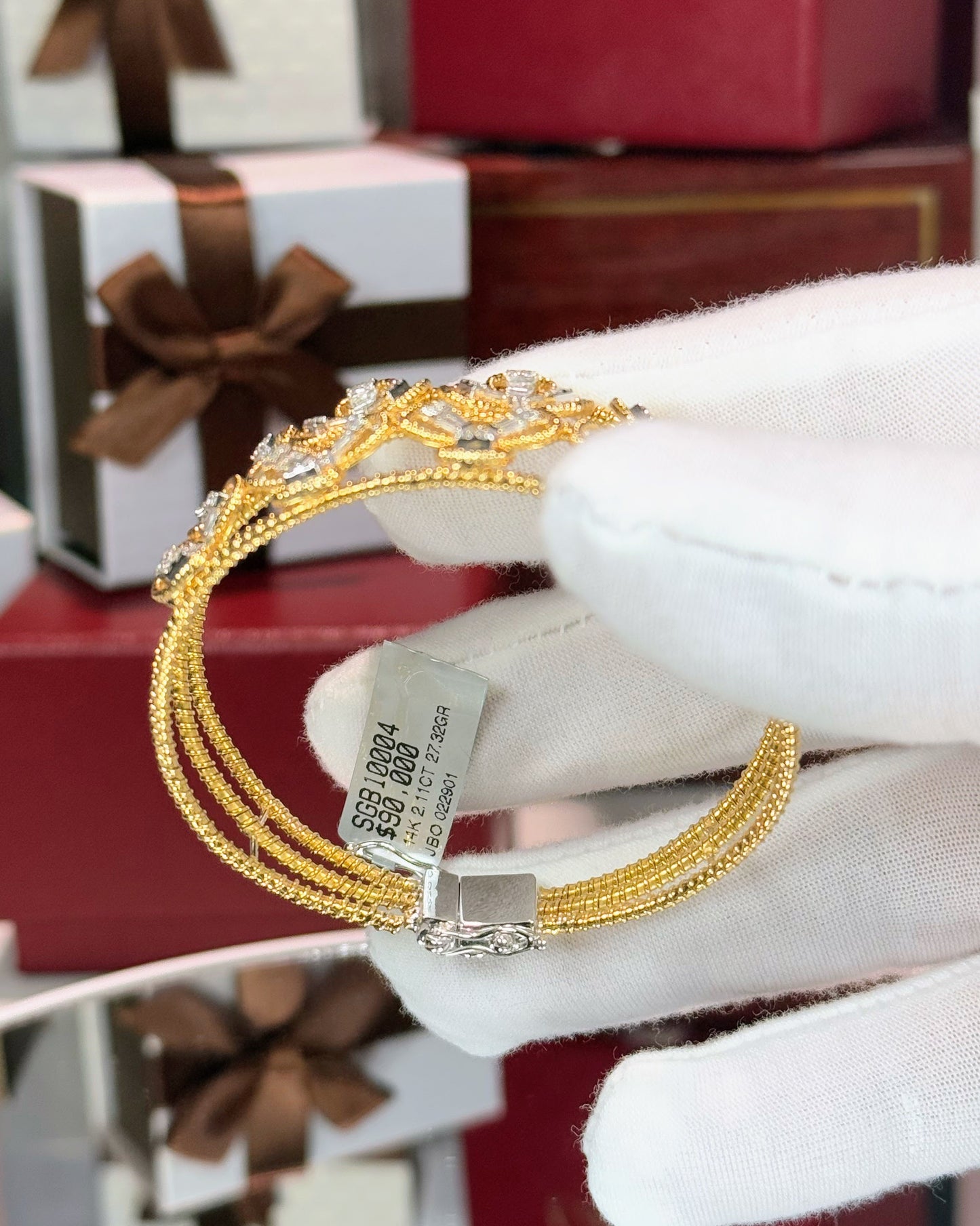 14k Yellow Gold Clover Layers Diamond Bracelet