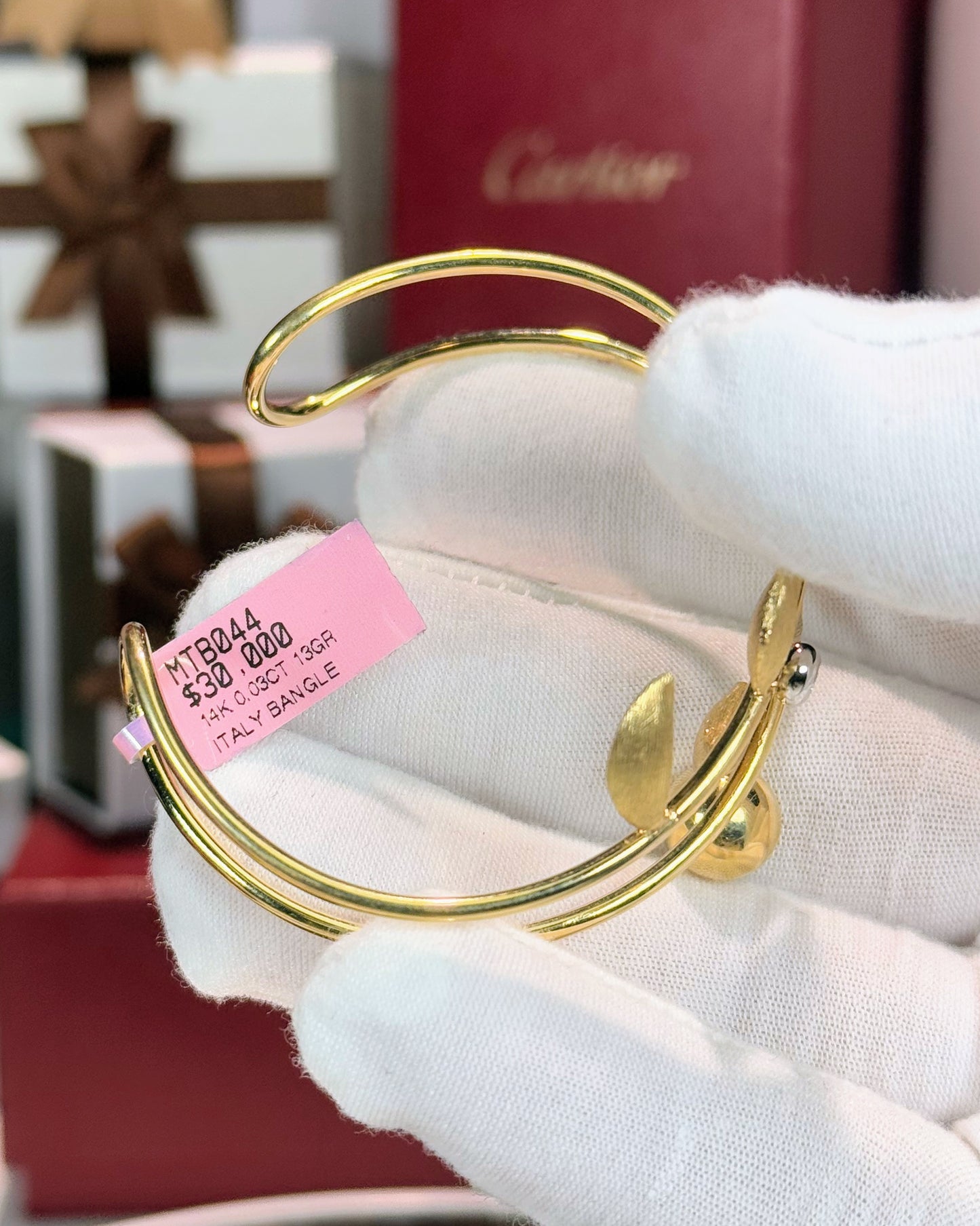 14k Yellow Gold Leaf Branch Wrap Bangle