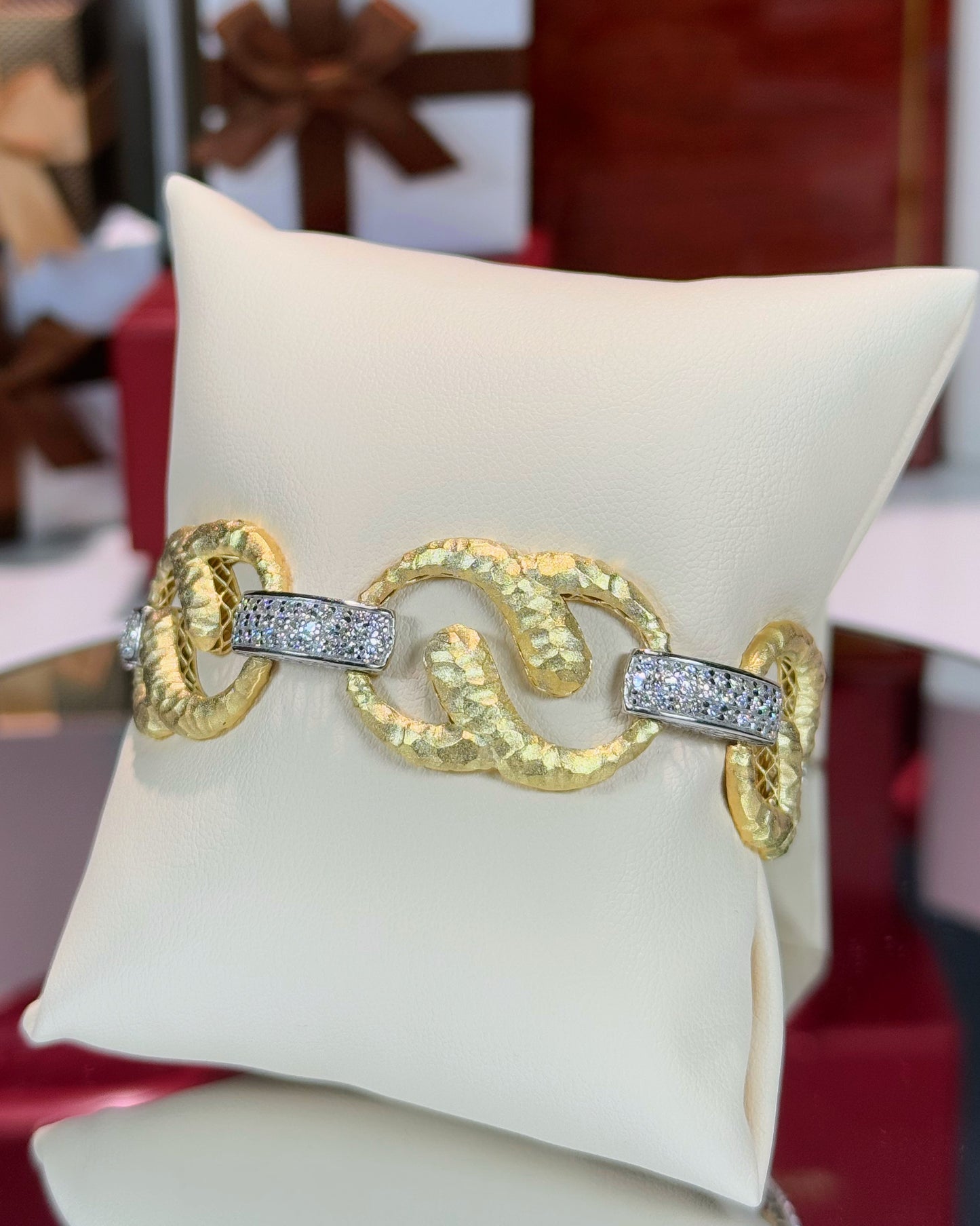 14k Yellow Gold "S" Bracelet