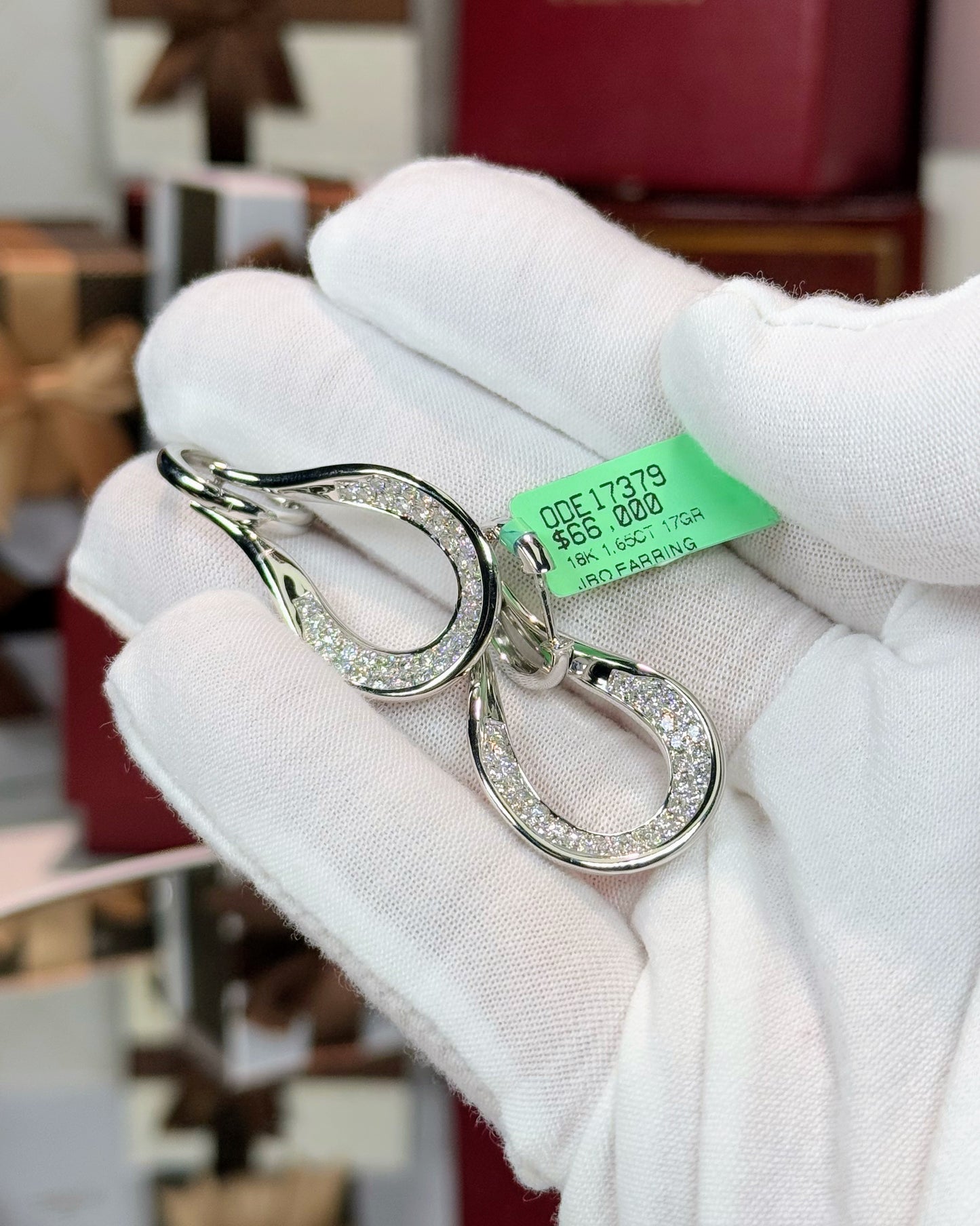 18k White Gold Raindrop Loop Diamond Earrings