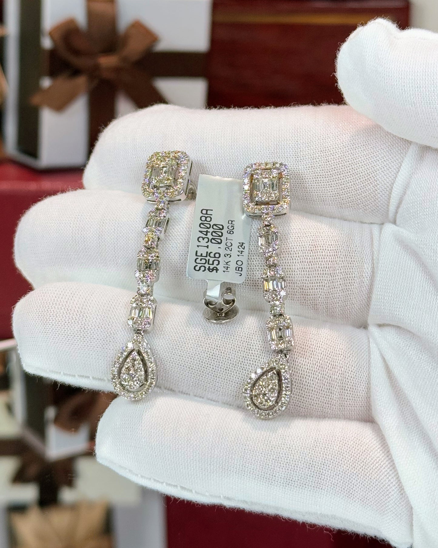 14k White Gold Diamond Earrings