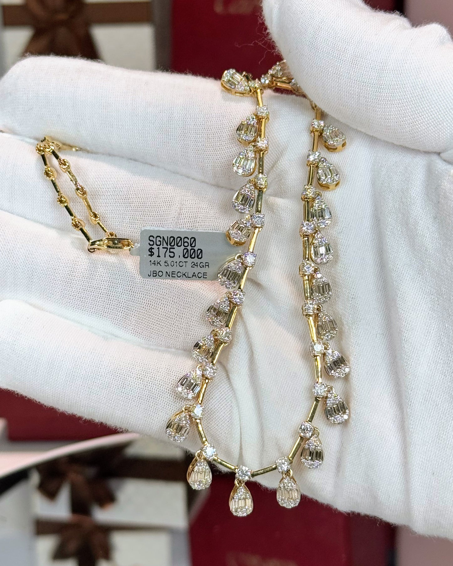 14k Yellow Gold Raindrop Necklace