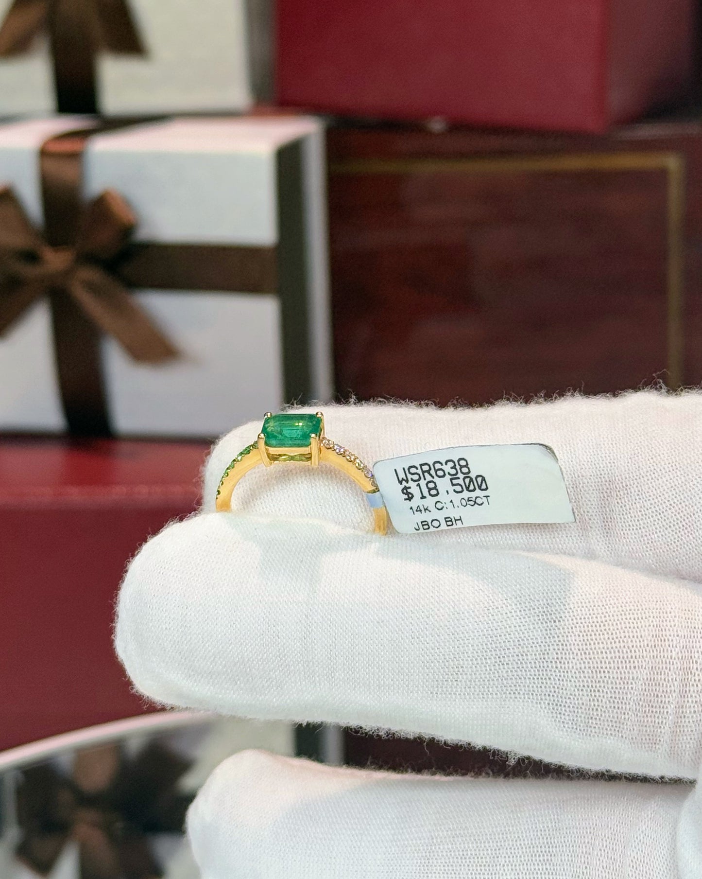 14k Yellow Gold Emerald Ring