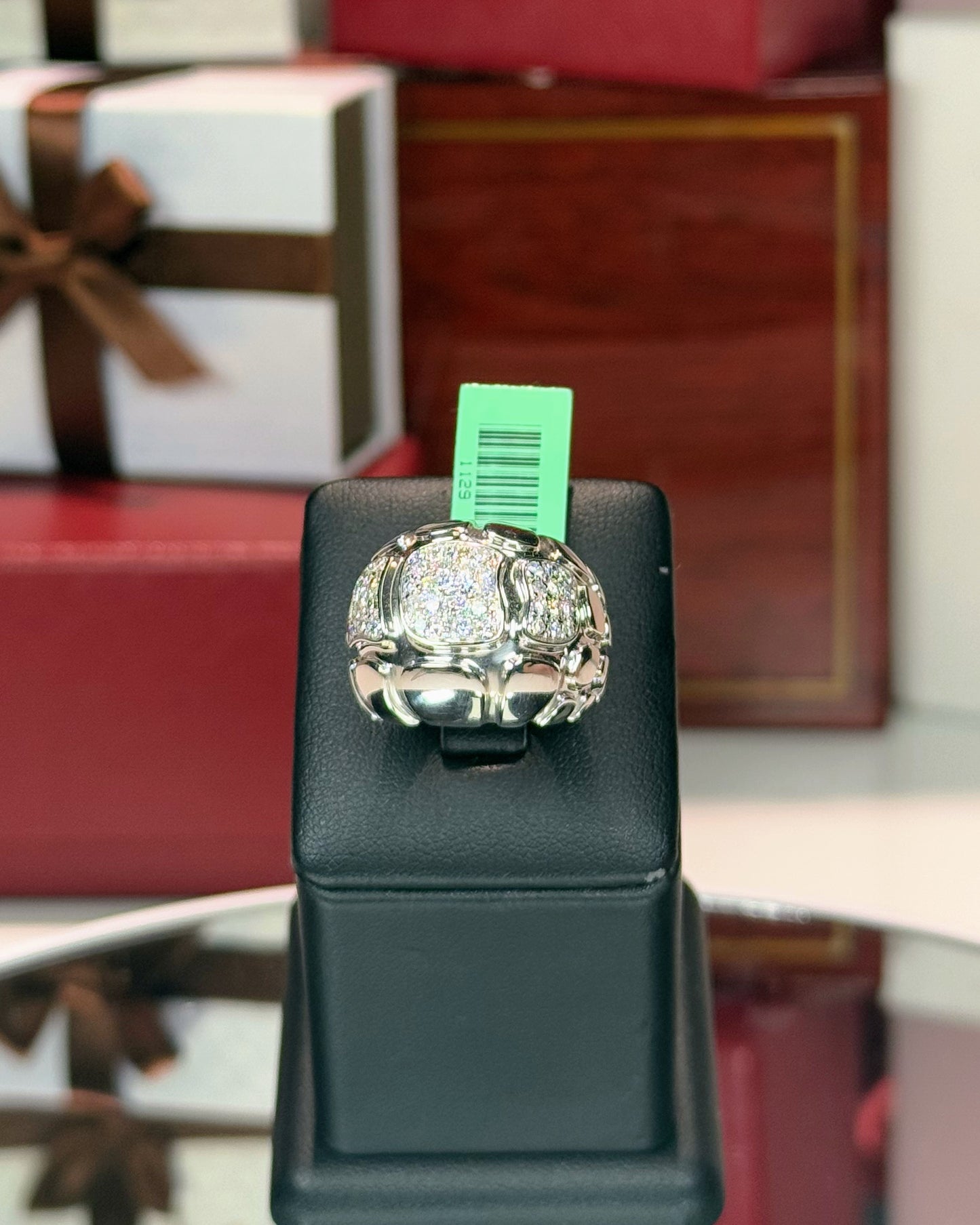 Alligator Skin Design Diamond Dome Ring