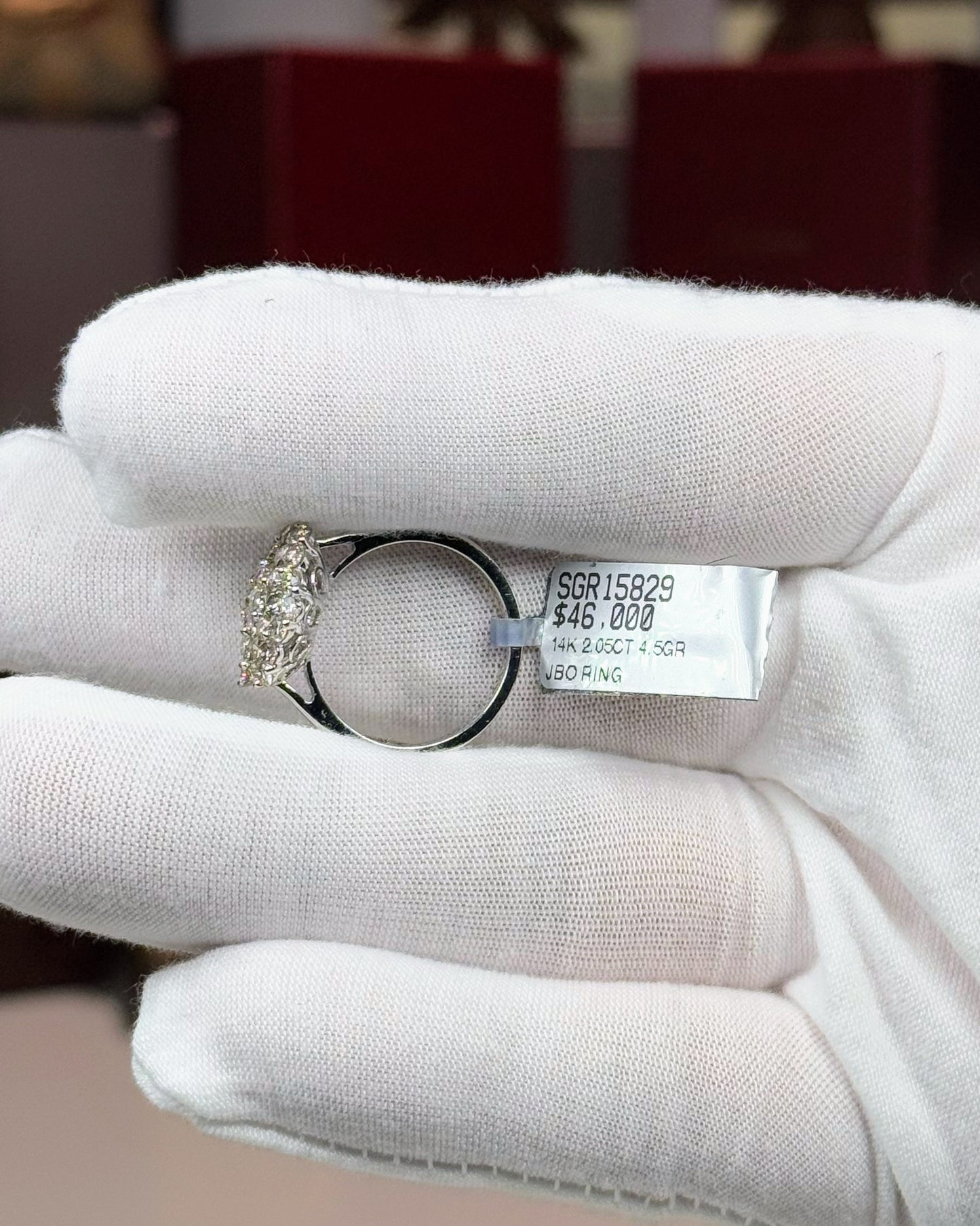 14k White Gold Diamond Cluster Ring