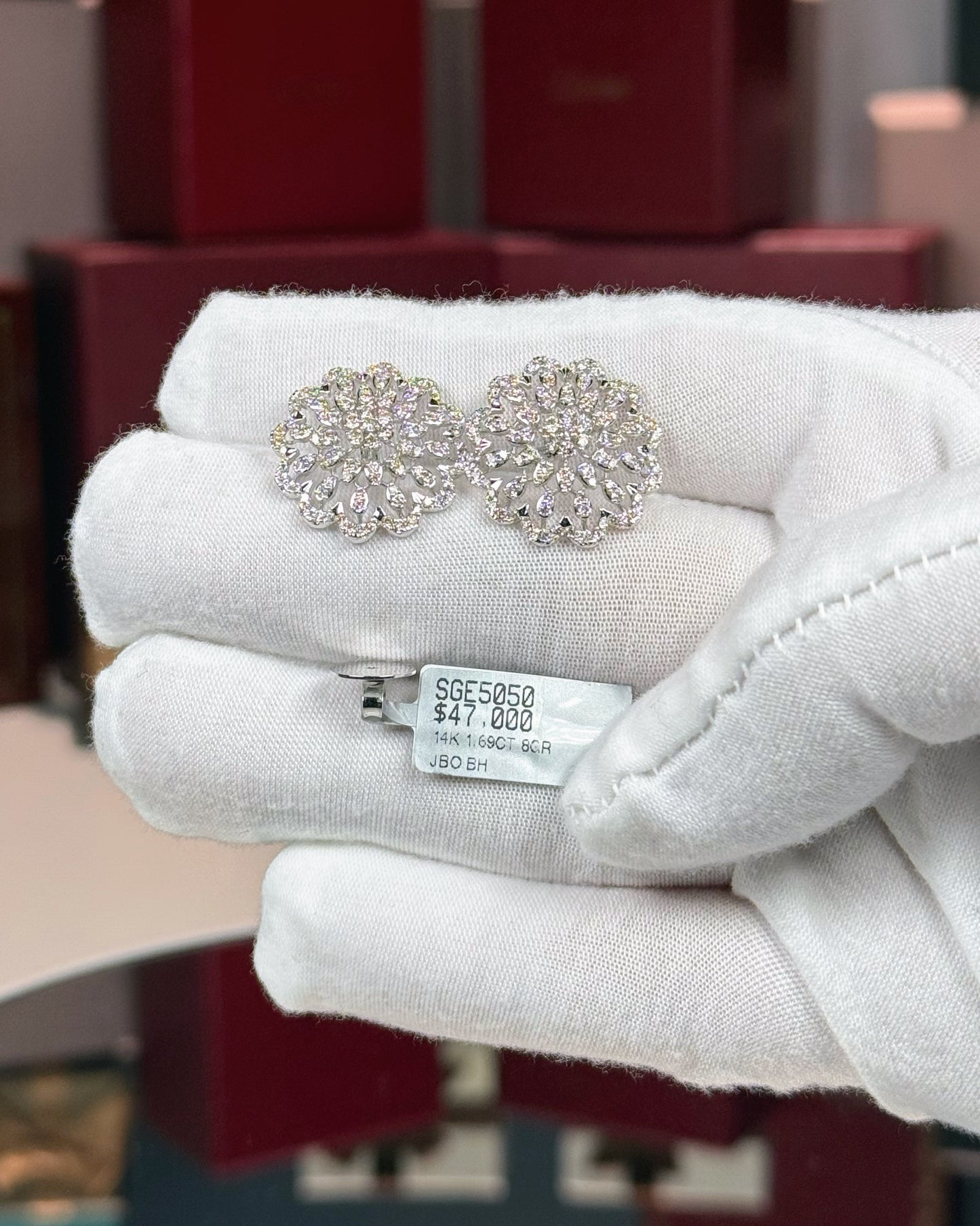 14k White Gold Diamond Cluster Earrings