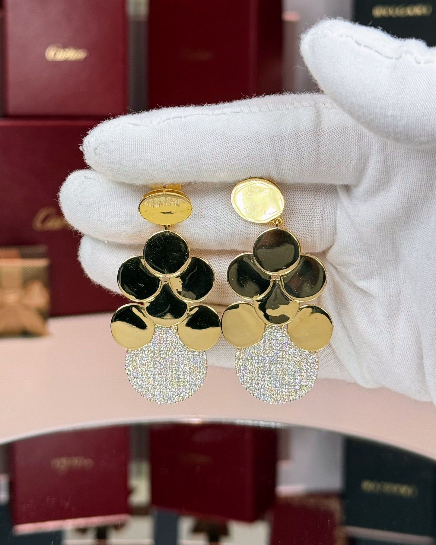 14k Yellow Gold Cluster Circles Diamond Earrings