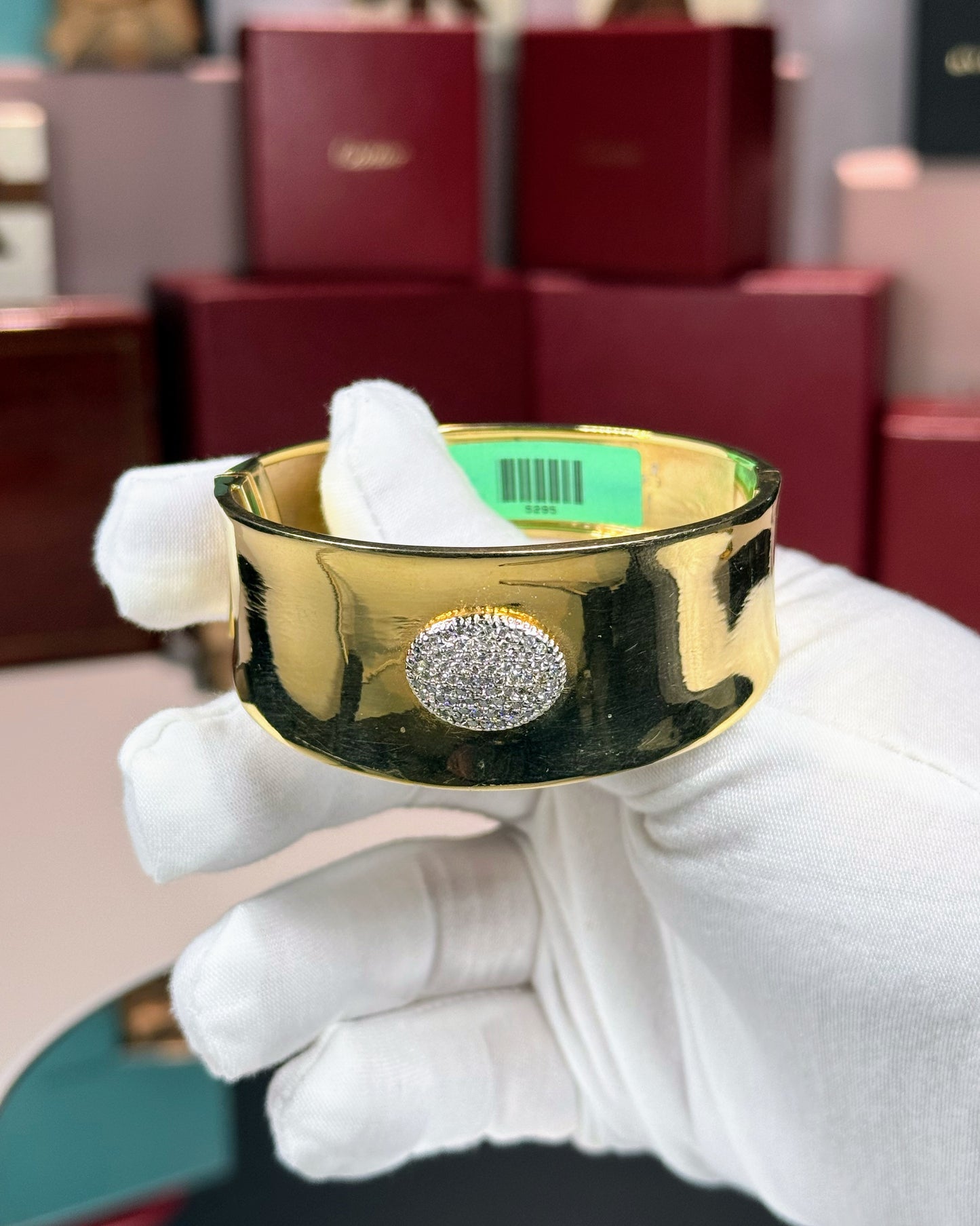 18k Yellow Gold Diamond Cuff Bangle