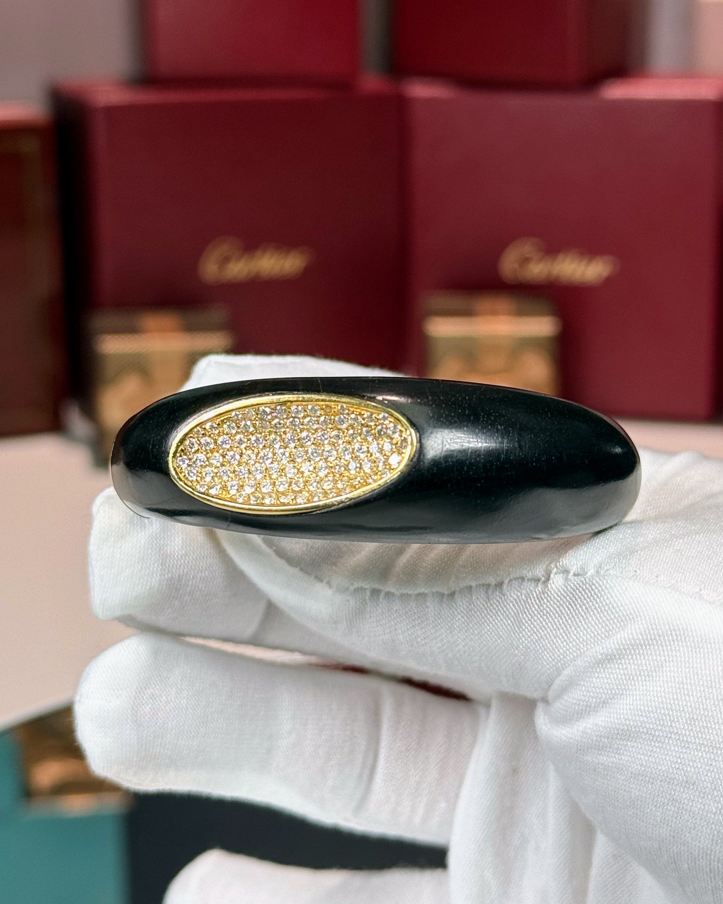 18k Yellow Gold Diamond Cuff Bangle