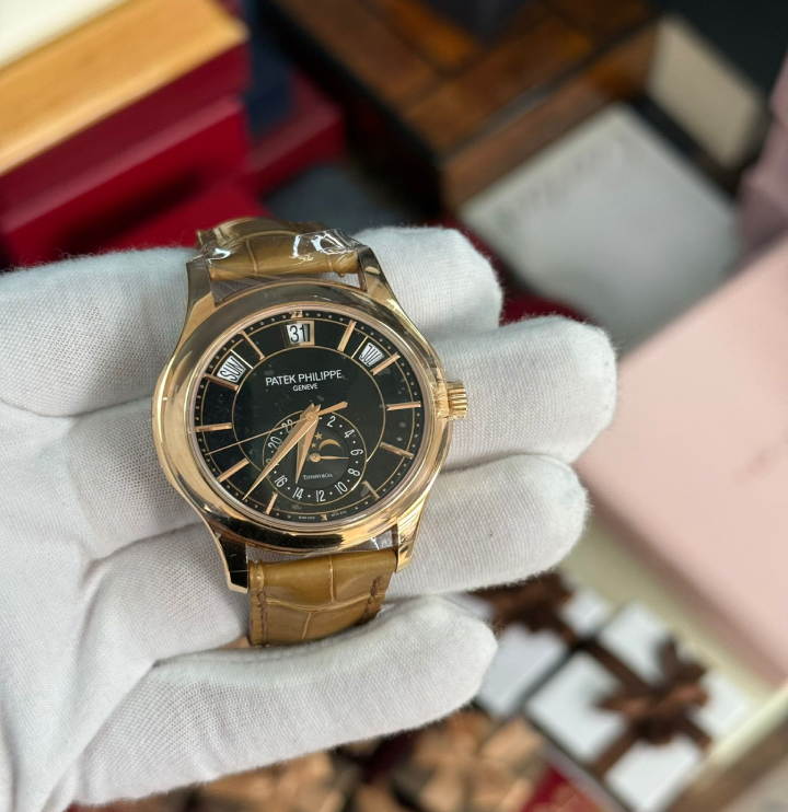 Patek Philippe 5205R Complications Tiffany Dial