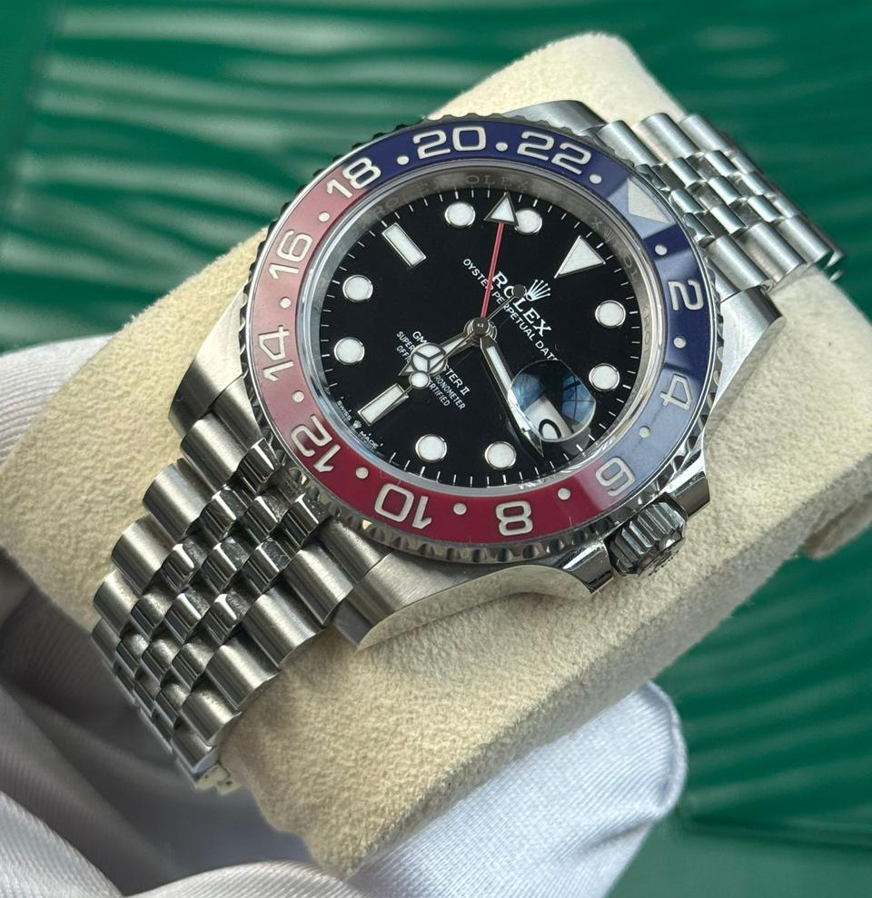 Rolex Pepsi GMT 126710BLRO