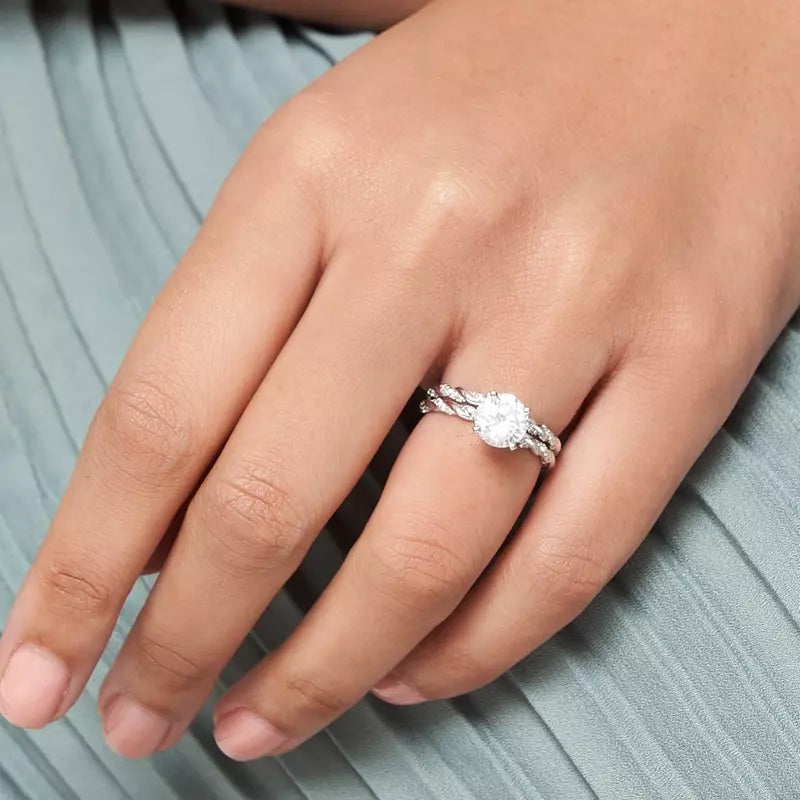 14k Gold Lab Diamond Twist Engagement Ring