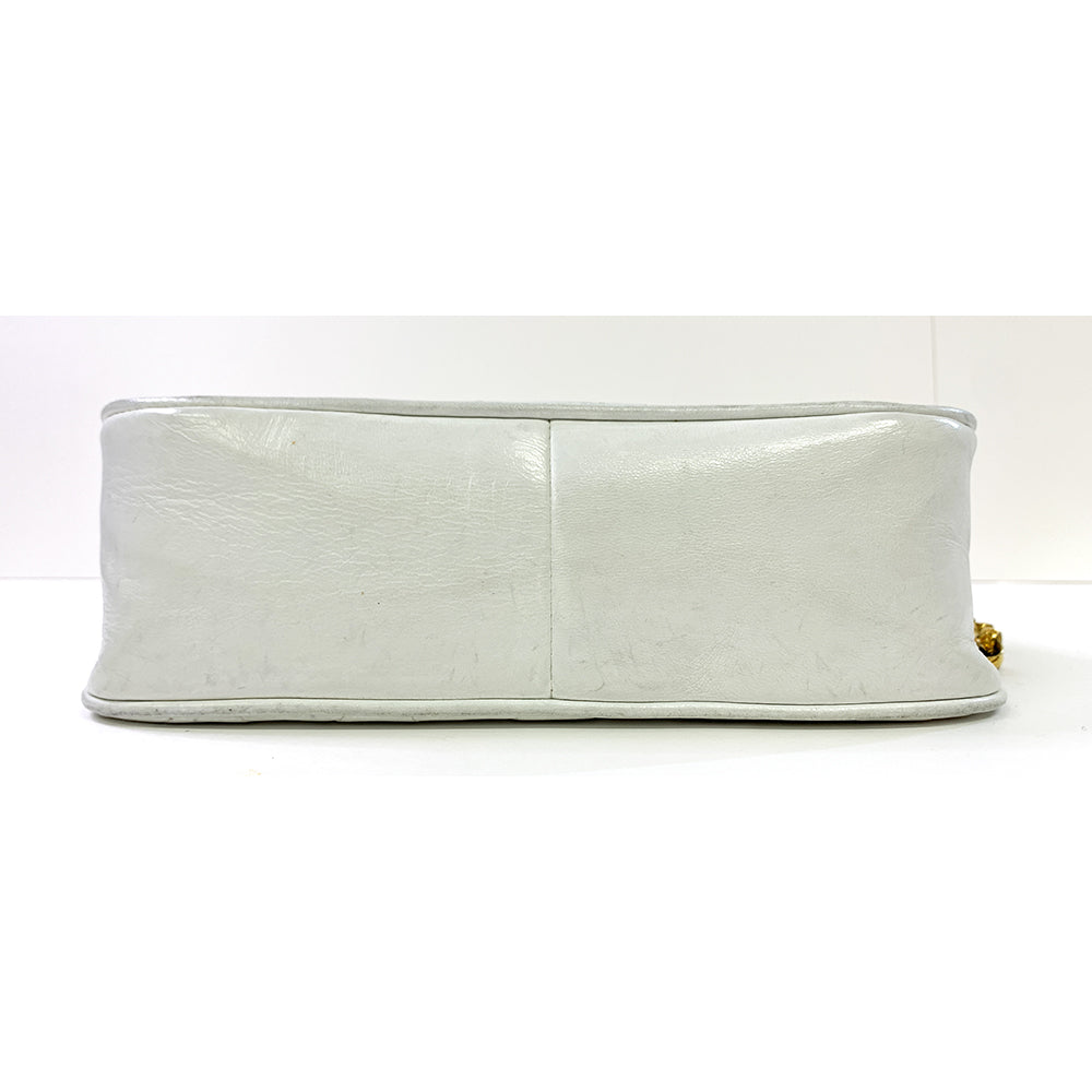 CHANEL Vintage Flap Bag, White, Lambskin Leather, Gold hardware