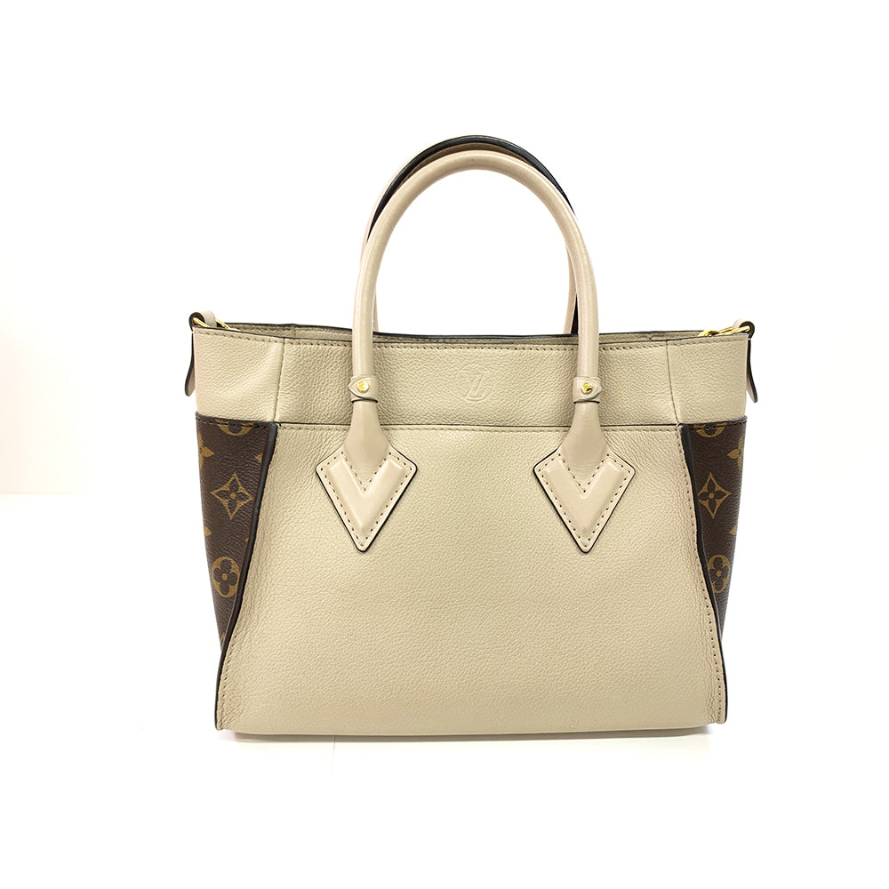 LOUIS VUITTON On My Side PM Tote Bag, Greige, Calf Leather, Gold Hardware