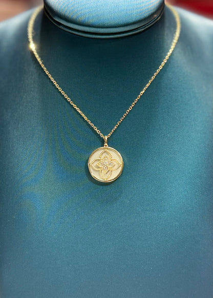 Mother of Pearl Floral Pattern 14k Yellow Gold Pendant Necklace