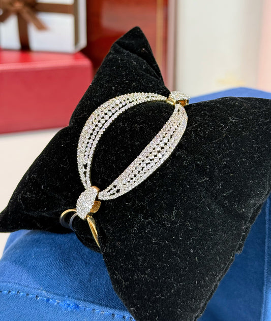 Eye Design 14k Yellow Gold Diamond Bracelet
