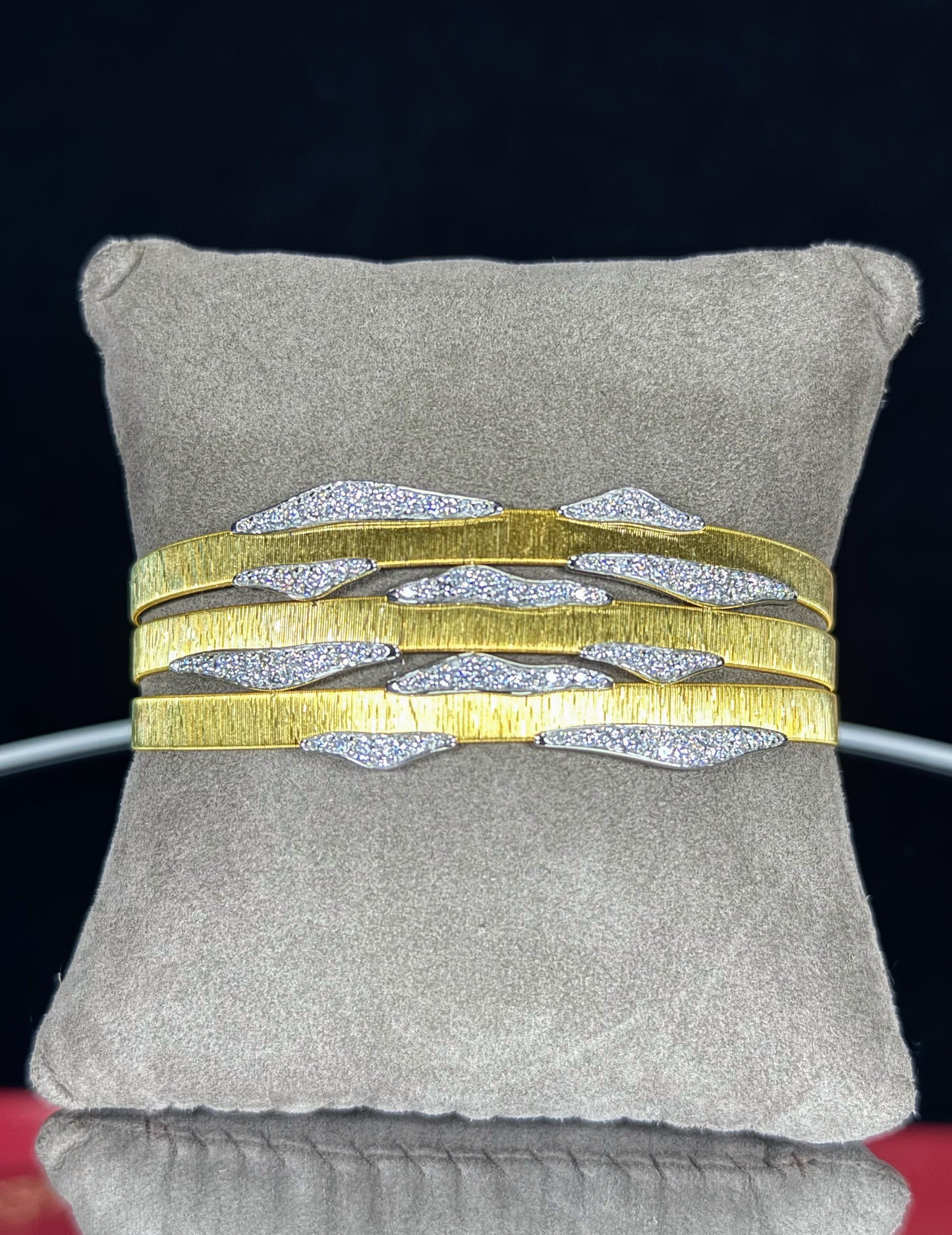Breaking Waves 14k Yellow Gold Diamond Bracelet