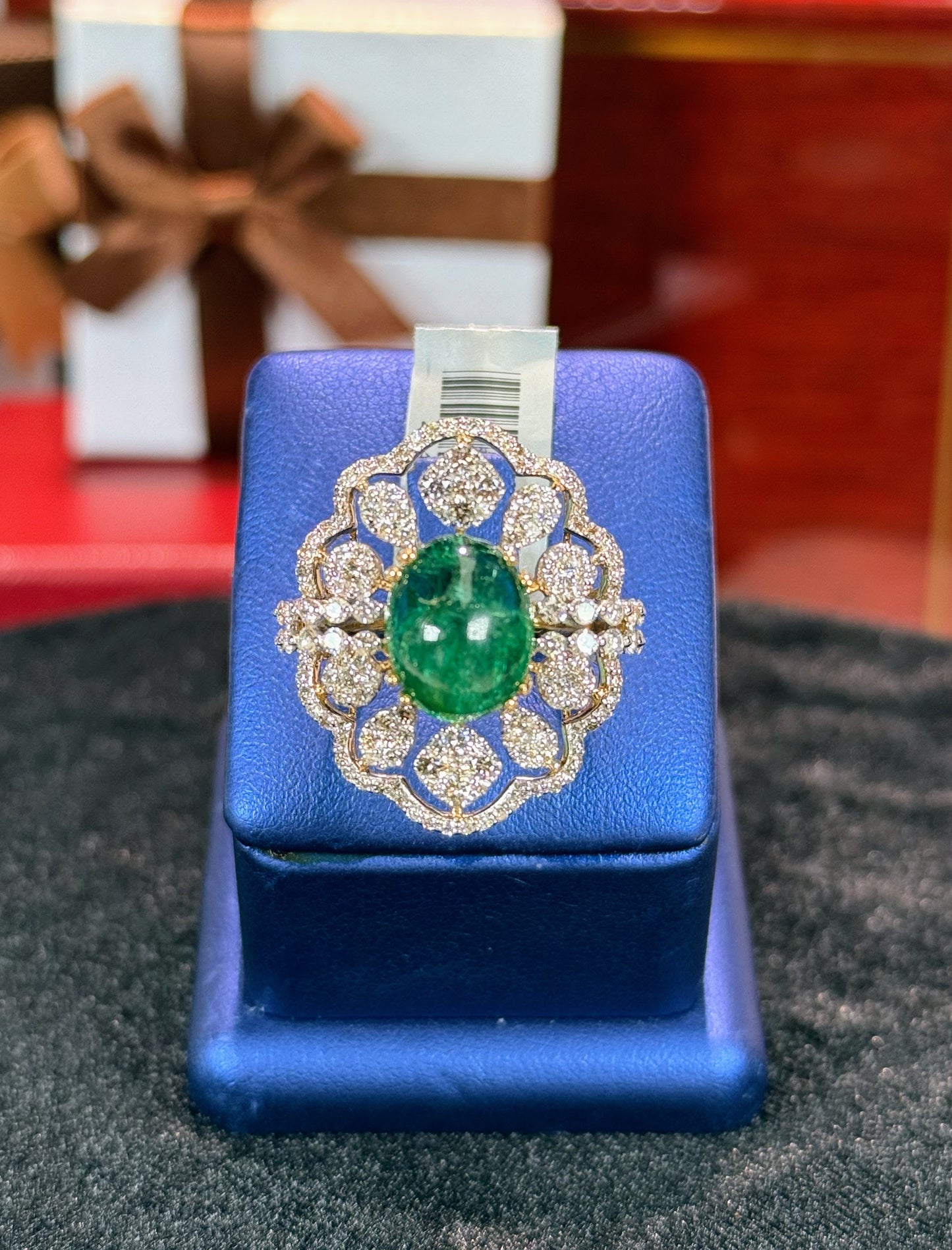 Cabochon Emerald and Diamond 14k Yellow Gold Ring