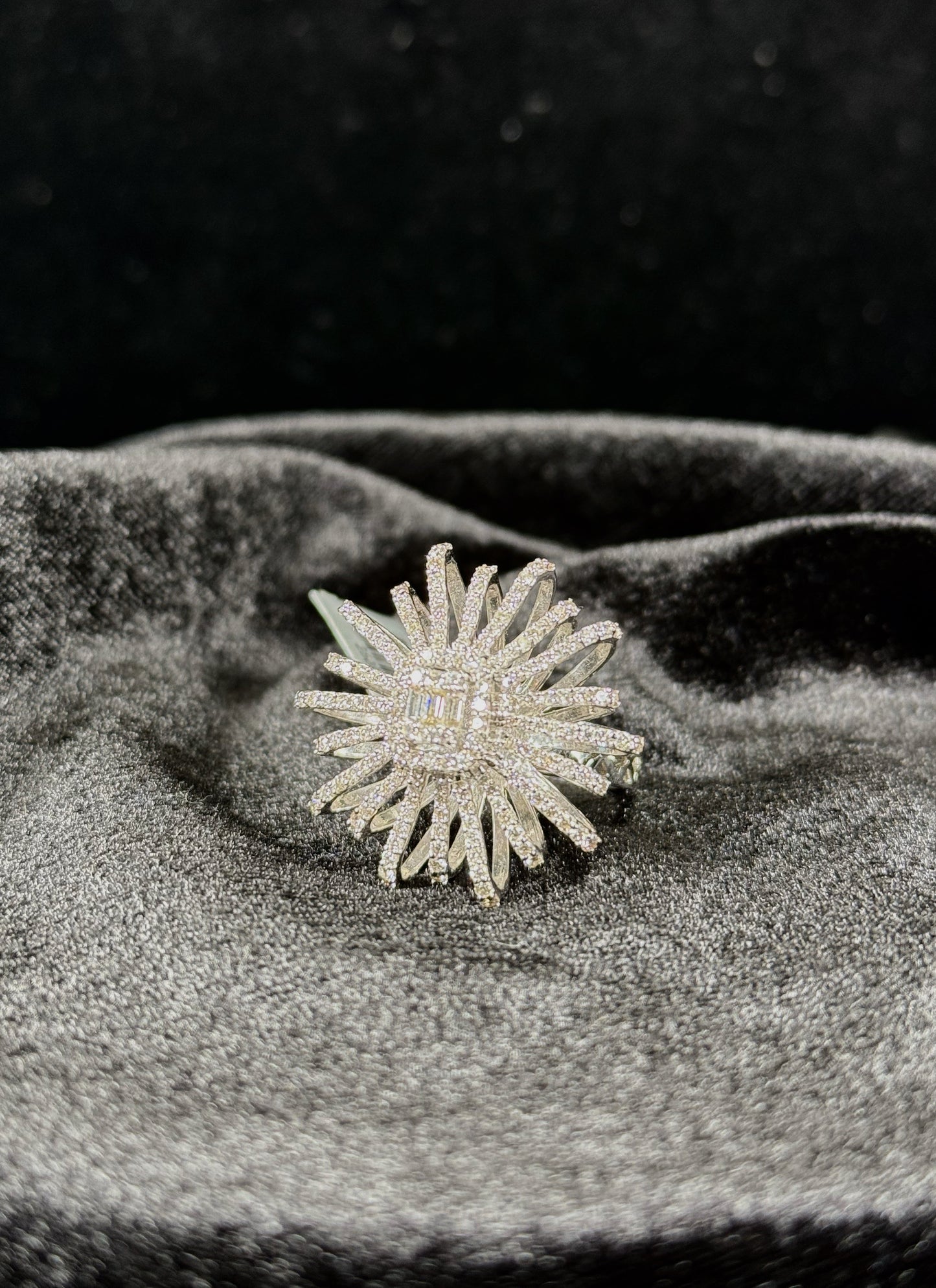 14k White Gold Dahlia Diamond Ring