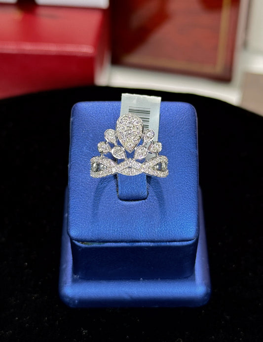 14k White Gold Crown Diamond Ring