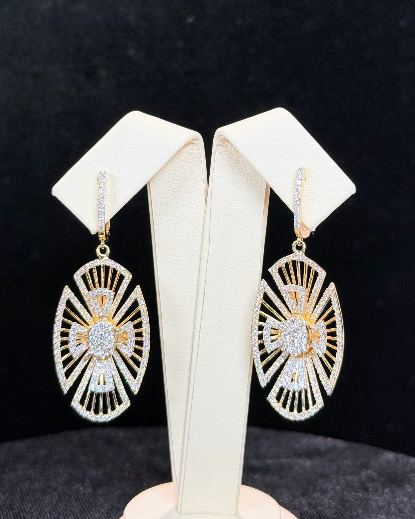 Oval Geometric Design Floral Diamond 14k Yellow Gold Earrings
