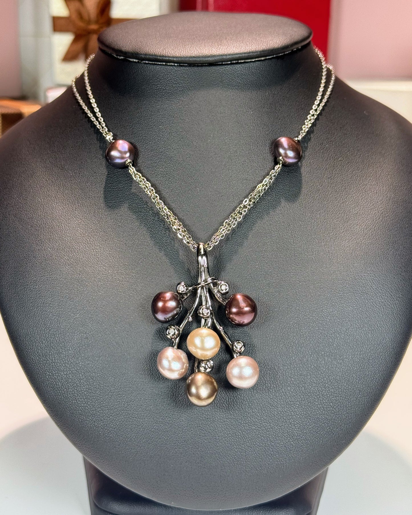 Colorful Pearl 14k White Gold Necklace