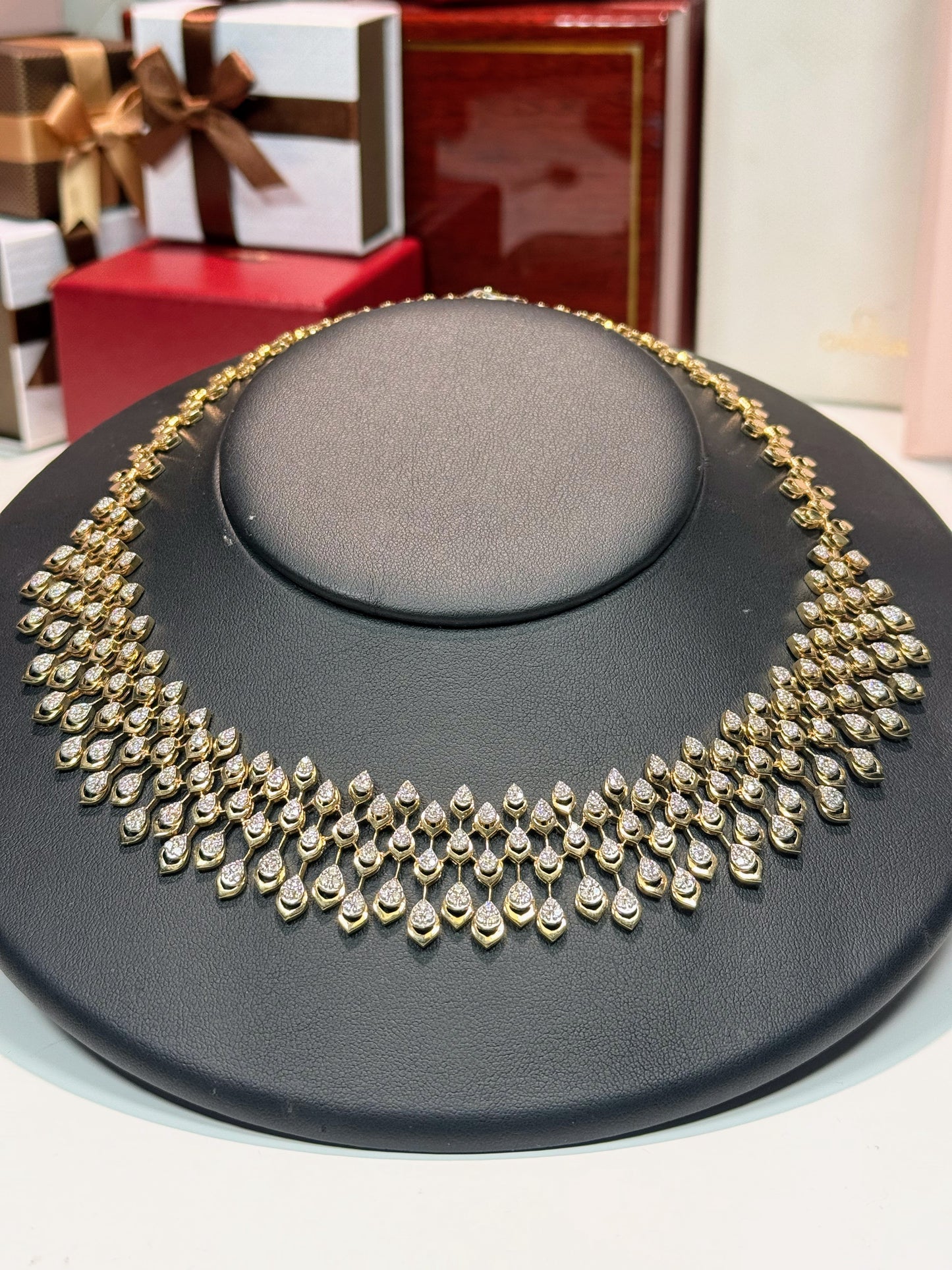 Peacock Pattern 14k Yellow Gold Diamond Necklace