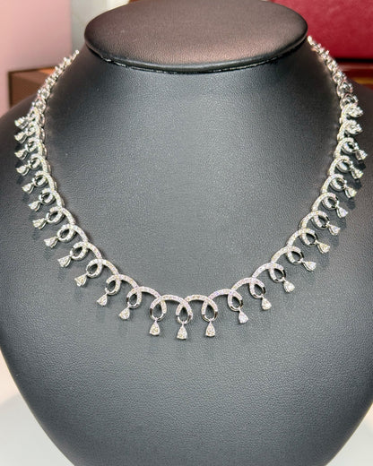 Curvy Pattern and Dangling Raindrops 14k White Gold Diamond Necklace