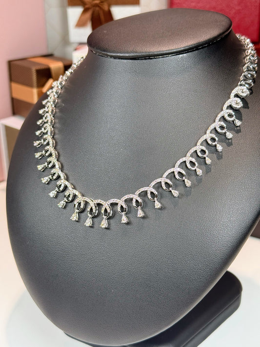 Curvy Pattern and Dangling Raindrops 14k White Gold Diamond Necklace
