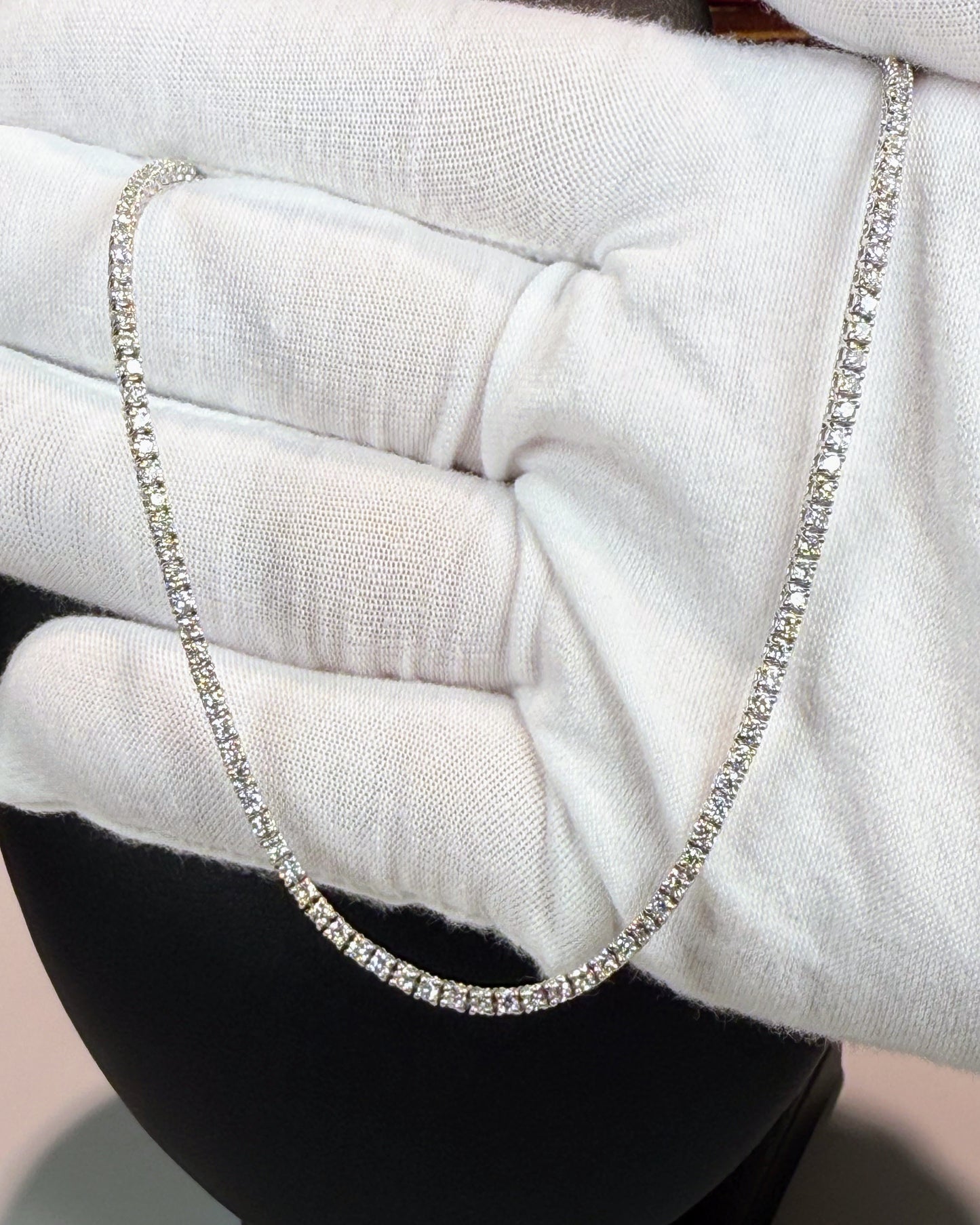18k White Gold Diamond Tennis Necklace