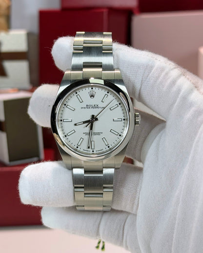 Rolex Oyster Perpetual 39mm White Dial 114300