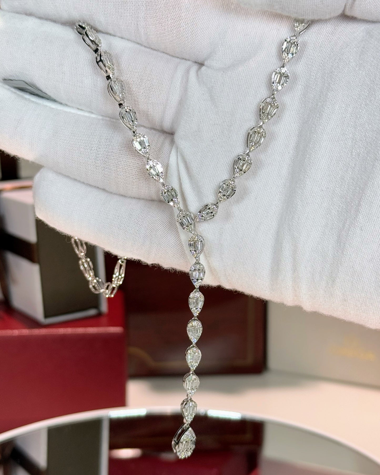 14k White Gold Diamond Pear Lariat Necklace