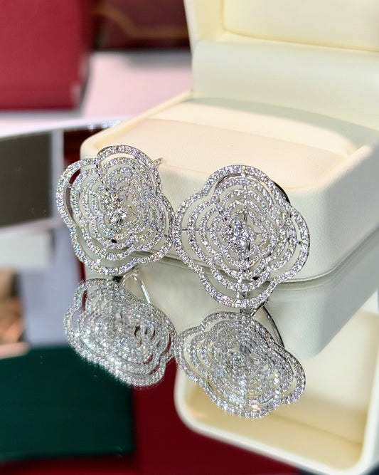 14k White Gold Diamond Flower Earrings