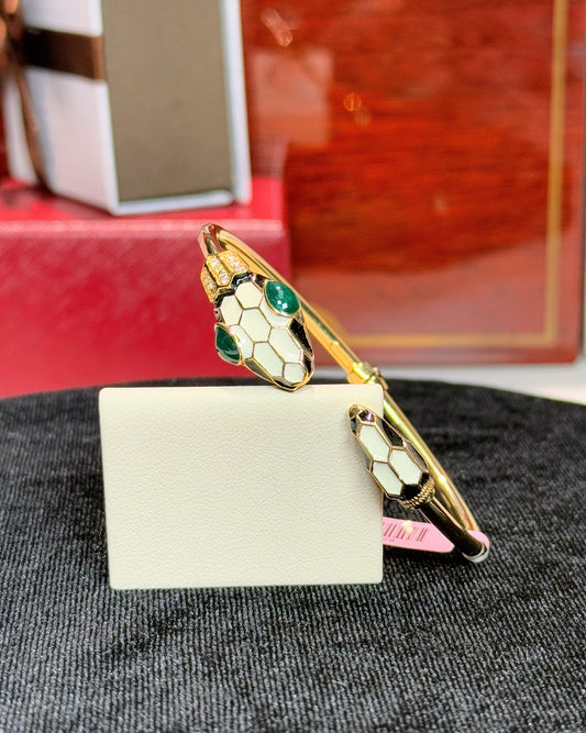 Serpent Design 14k Yellow Gold Enamel Bracelet