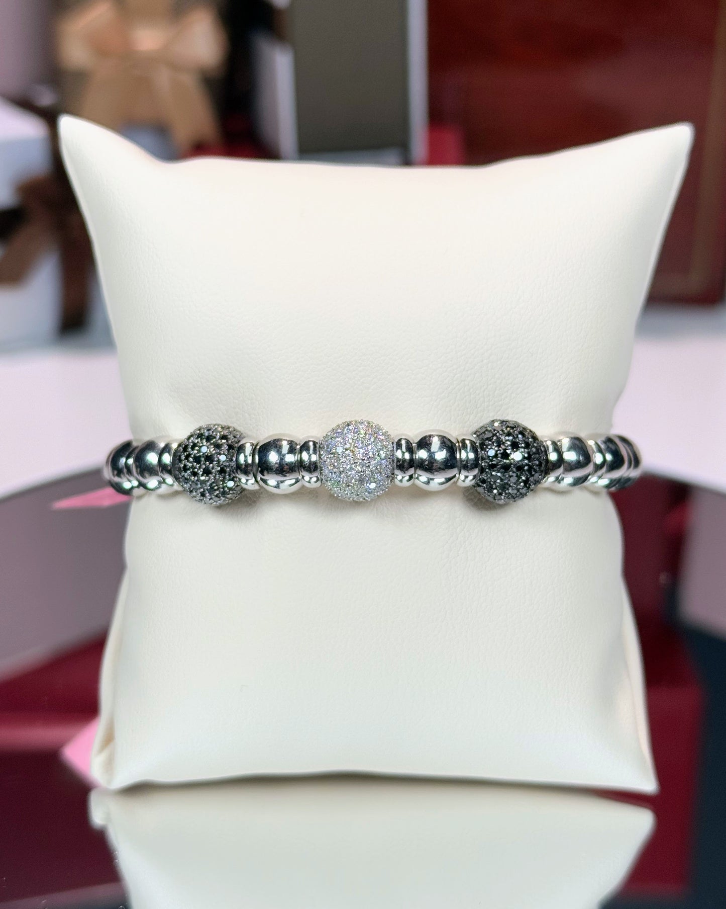 Thriple Balls Diamond and Black Diamond 14k White Gold Bangle