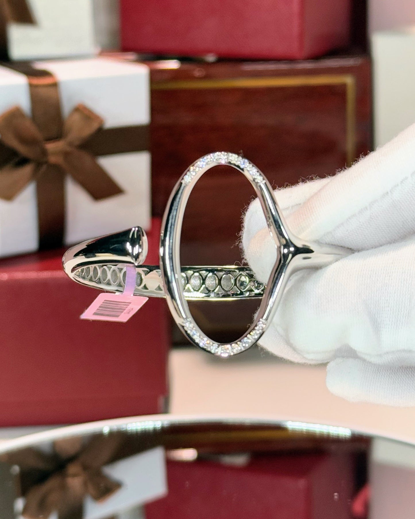 "0" Design Open Cuff 14k White Gold Diamond Bangle