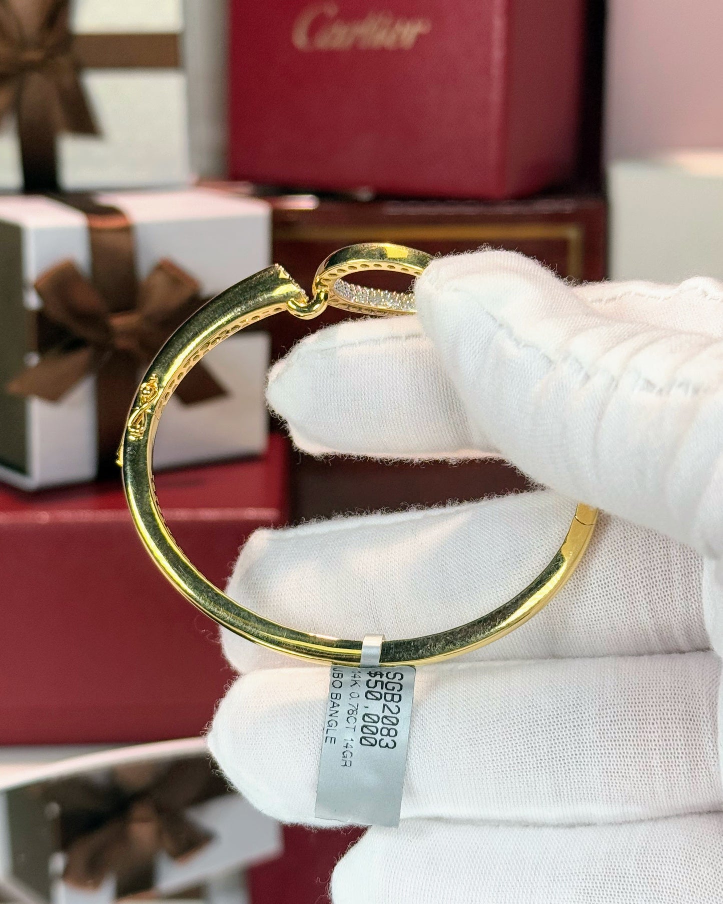 14k Yellow Gold Diamond Bangle
