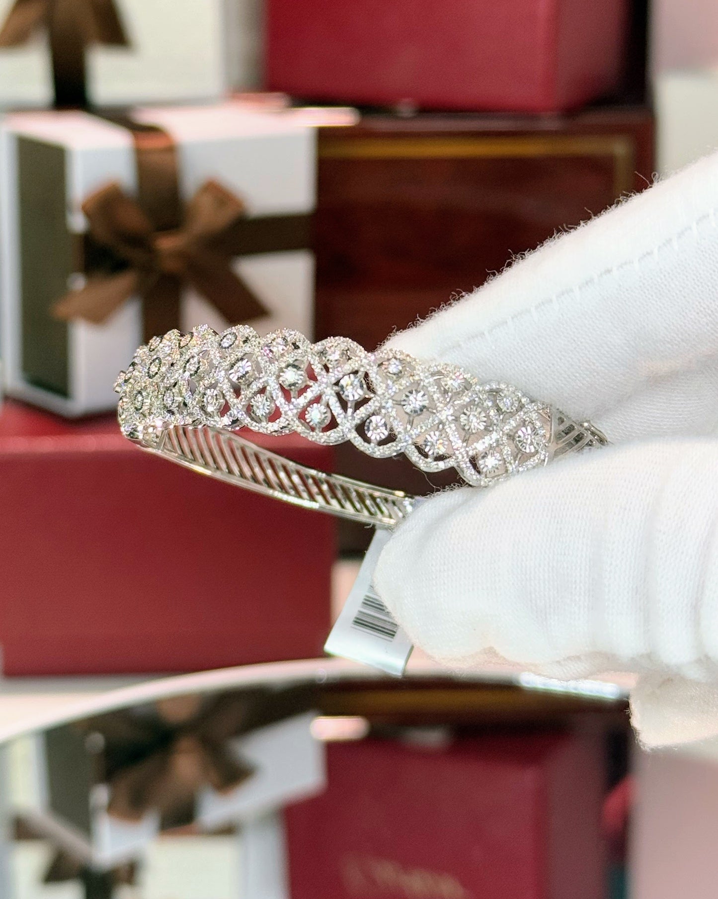 14k White Gold Diamond Bangle Bracelet