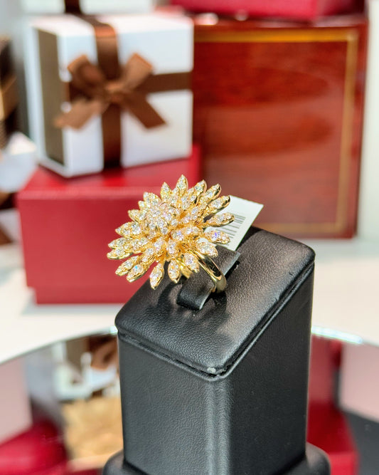 14k Yellow Gold Sunflower Diamond Ring