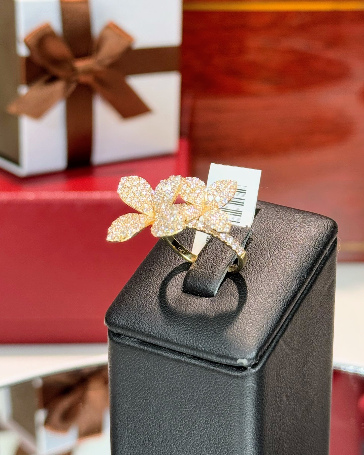 14k Yellow Gold Double Flower Diamond Ring