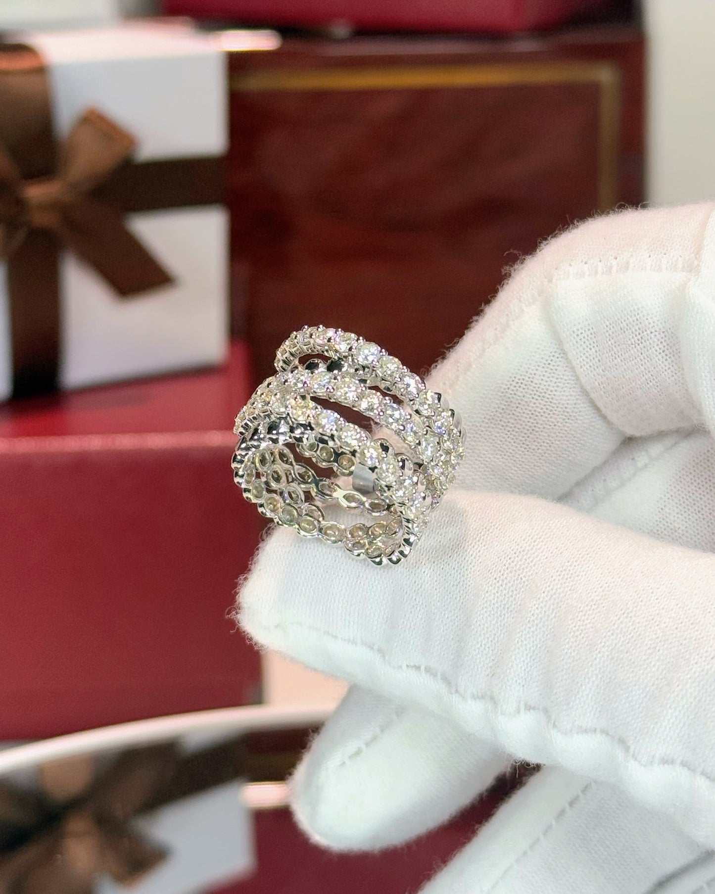 Interlocking Rings Design 14k White Gold Diamond Ring