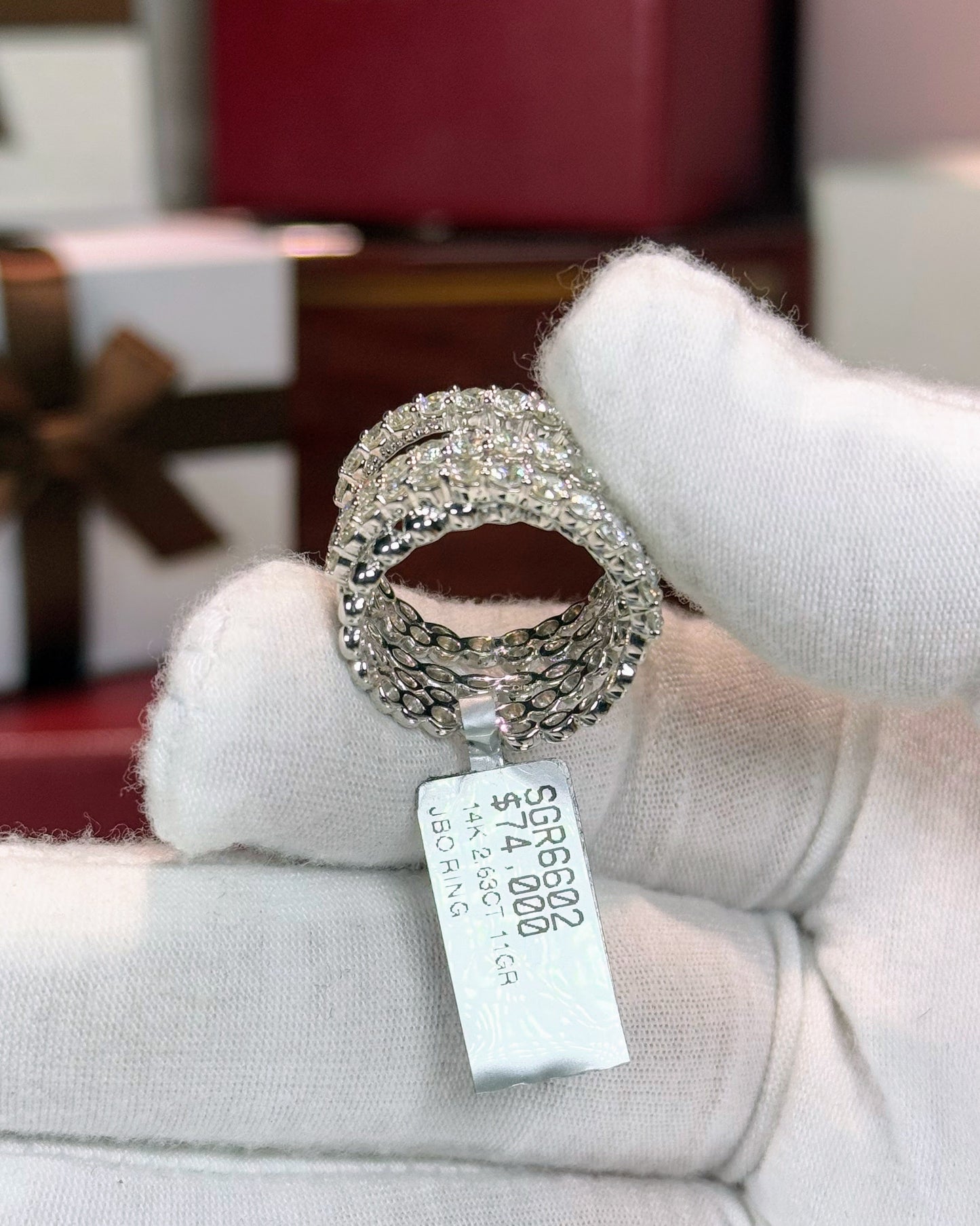 Interlocking Rings Design 14k White Gold Diamond Ring
