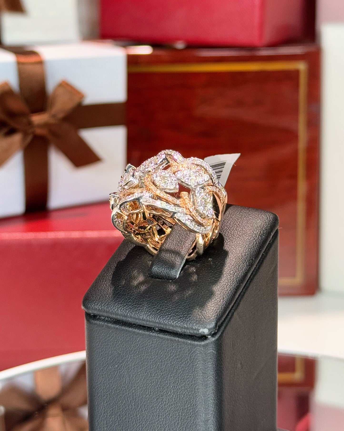 Laurel Wreath Design 14k Rose Gold Diamond Ring